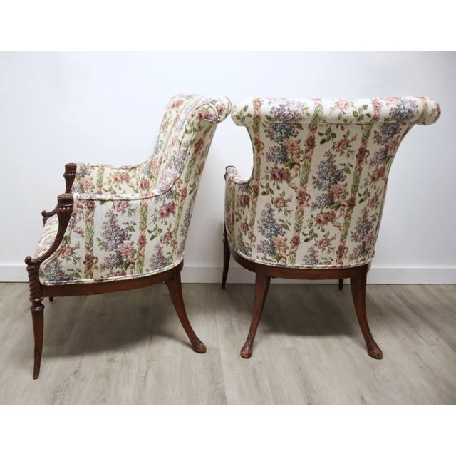 Pair of Georgian Revival Mahogany Library Lounge Chairs, C. 1925–1945 For Sale - Image 4 of 12
