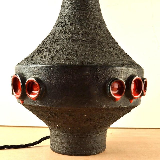 Ceramic Studio Art Ceramic Table Lamp attributed to Rogier Vande Weghe for Perignem, 1960s For Sale - Image 7 of 9