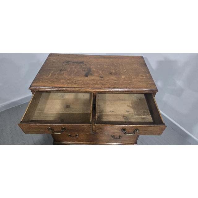 Georgian Oak Chest of Drawers For Sale - Image 9 of 14
