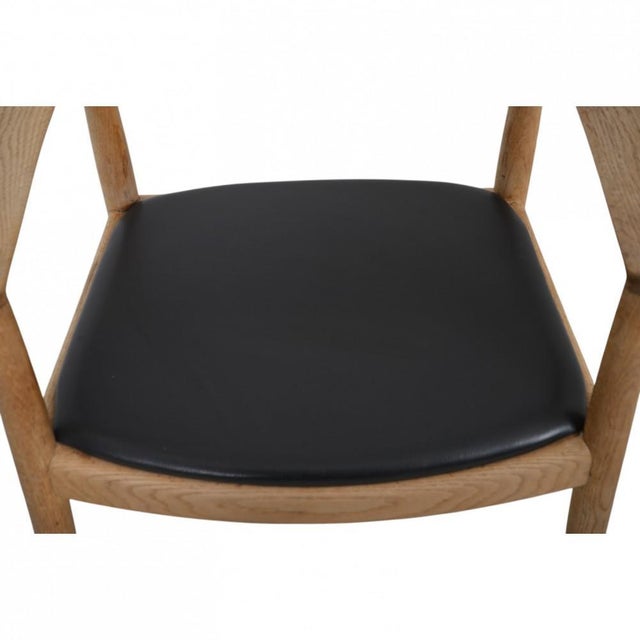 JH503 The Chair in Oak and Black Leather by Hans Wegner, 1960s For Sale - Image 3 of 18