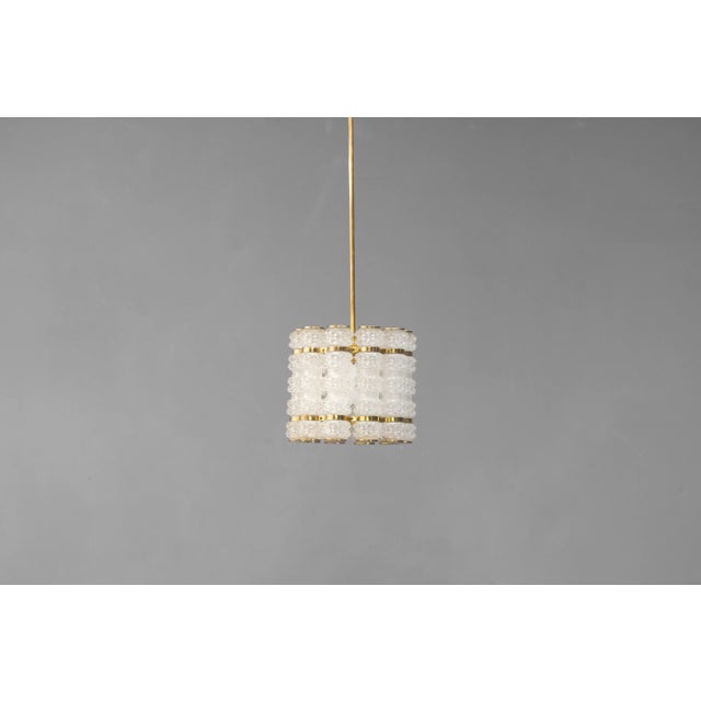 Mid-Century Modern Pendant in Crystal and Brass, 1960 For Sale - Image 3 of 6