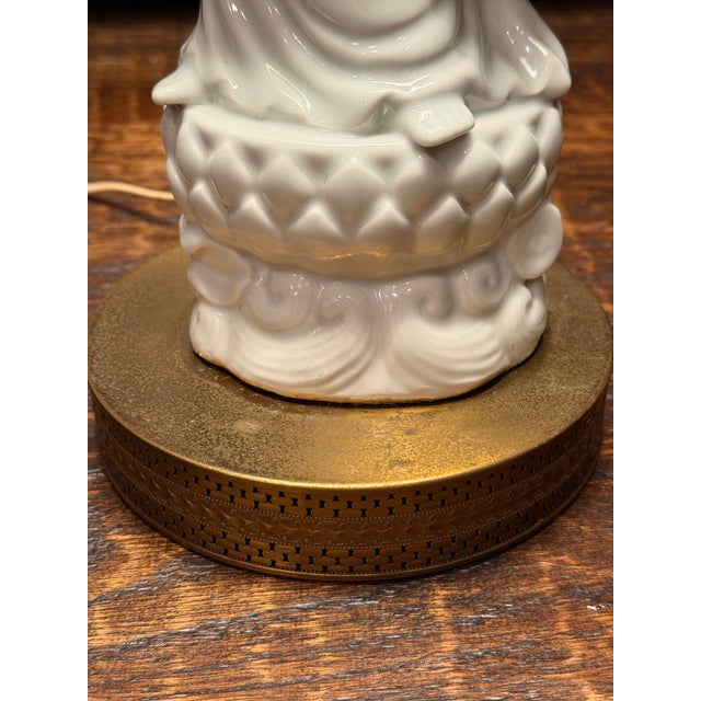 Metal Vintage Blanc De Chine Style Porcelain Guanyin Figural Table Lamp With Brass Base For Sale - Image 7 of 15