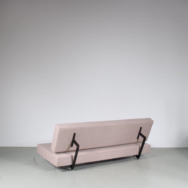 A unique 3-seater sofa / double bed, manufactured in the Netherlands around 1960. This beautiful piece has a high quality...