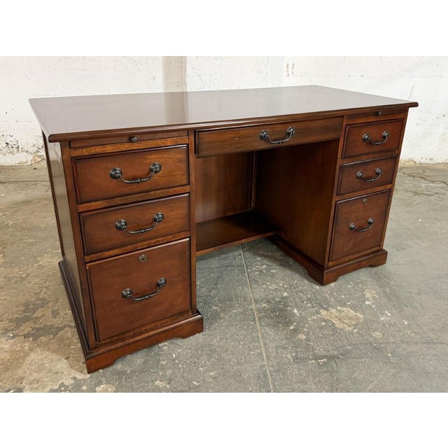 American Riverside Furniture Traditional Executive Desk For Sale - Image 3 of 18