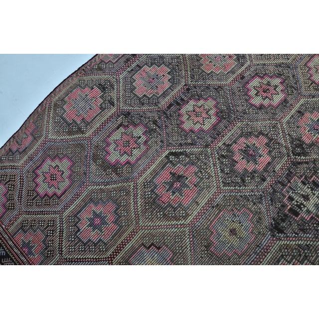1960s 1960s Anatolian Oushak Cicim Kilim For Sale - Image 5 of 10