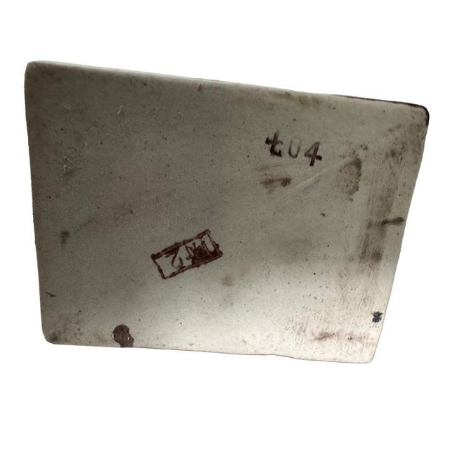 Mid 20th Century Chinese-Marked Porcelain Guardian Food Dog For Sale In Seattle - Image 6 of 10