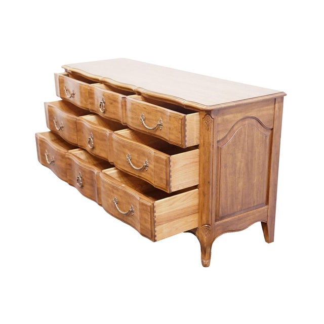 Wood Davis Cabinet Co. Solid Walnut Country French Provincial 64" Triple Dresser 1702 - Fleming Finish For Sale - Image 7 of 15