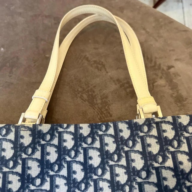 A 2000s John Galliano for Christian Dior Trotter Deep Blue and Cream Tote Bag For Sale - Image 11 of 18