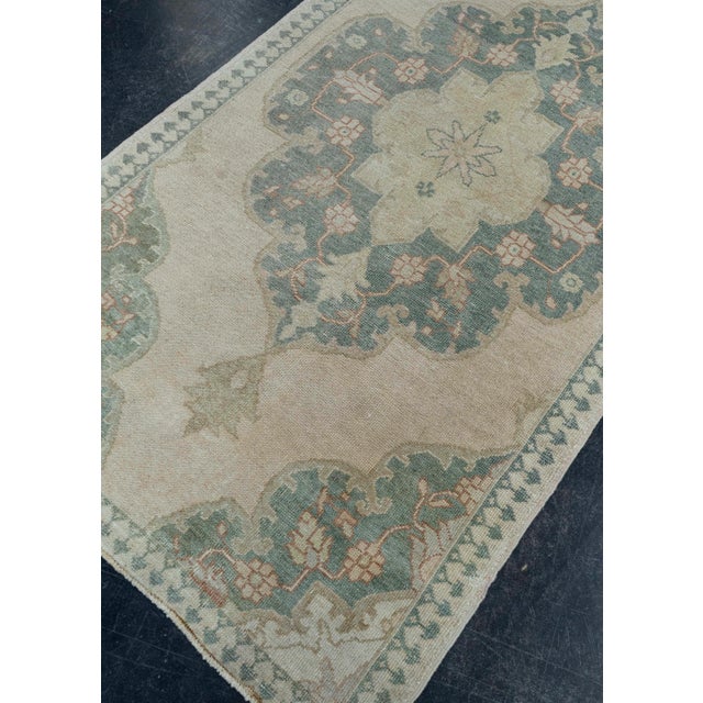 Turkish Vintage Rug 3'5" x 6'8" #20547 For Sale - Image 4 of 8