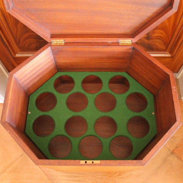 Satinwood Georgian Marquetry Cellarette of Octagonal Form For Sale - Image 12 of 12