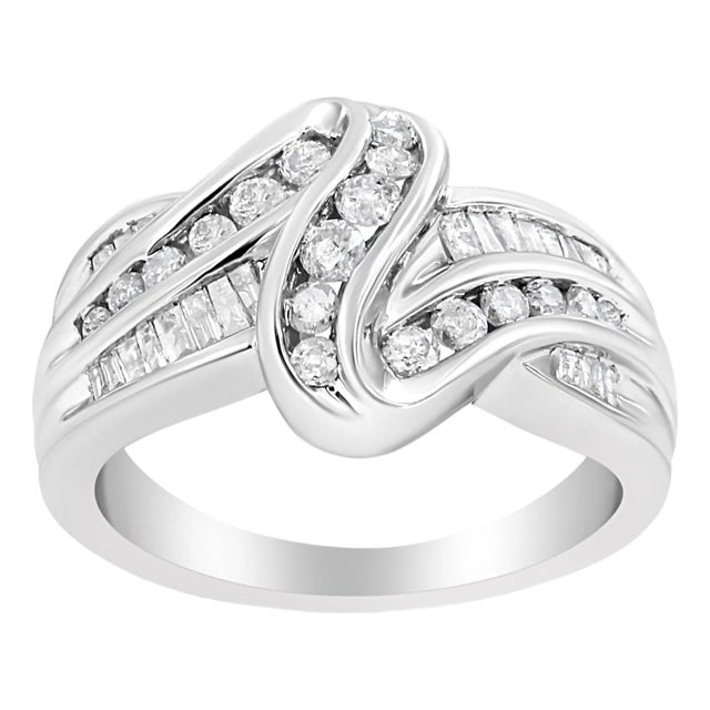 10K White Gold Ring 3/4 Cttw Round-Cut Diamond Bypass Ring (H-I Color, I2-I3 Clarity) - Size 8 For Sale
