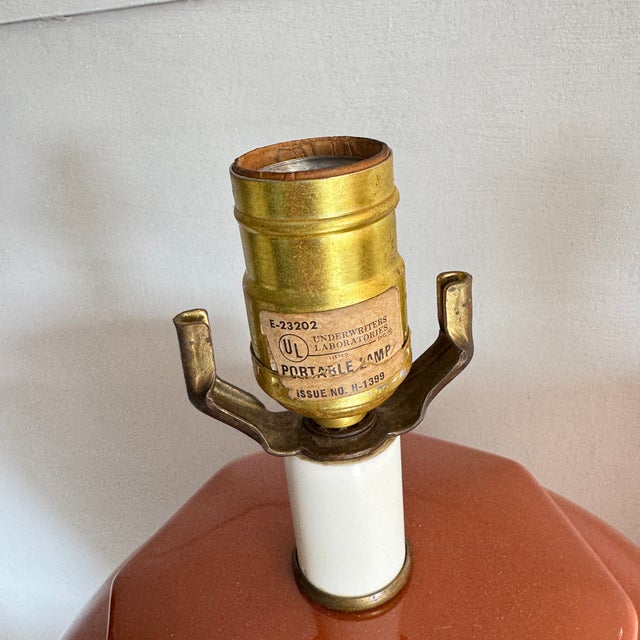 Mid Century Modern Terra Cotta Colored Ceramic Table Lamps- A Pair For Sale In Columbia, SC - Image 6 of 12