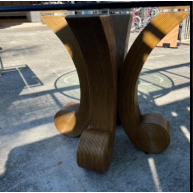 Mid-Century Modern 1960s Bamboo Pencil Reed Round Glass Dining Table For Sale - Image 3 of 12
