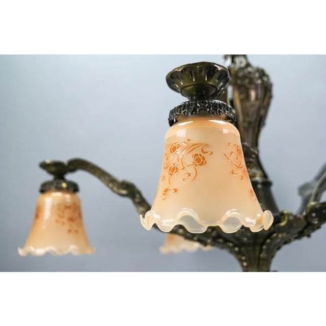 Beige Art Deco Five-Light Bronze and Glass Floral Motif Chandelier, 1920s For Sale - Image 8 of 18