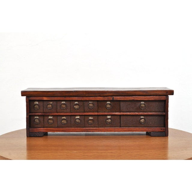 Vintage Haberdashery Tabletop Chest of Drawers in Oak and Pine, 1920s For Sale - Image 4 of 12