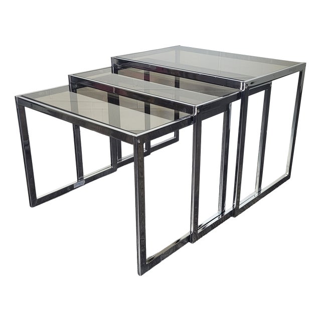 MDA Nesting Tables attributed to Howard Miller for Miller Design Associates, 1970s, Set of 3 For Sale