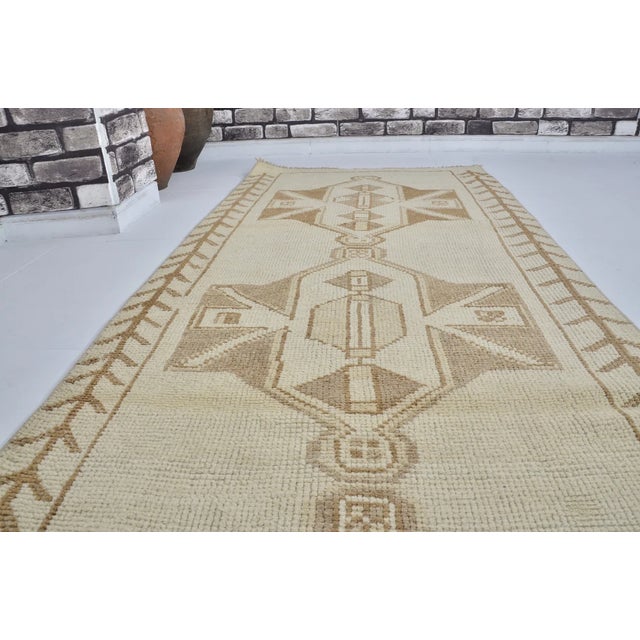 Turkish Vintage Turkish Rug, Japandi Style Neutral Geometric Runner For Sale - Image 3 of 10
