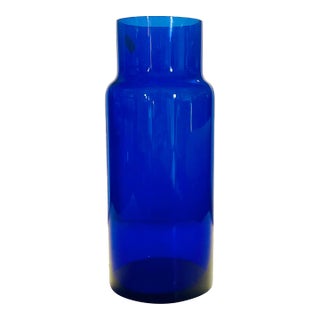 Vintage Pilgrim Glass Cobalt Blue Handmade Vase For Sale