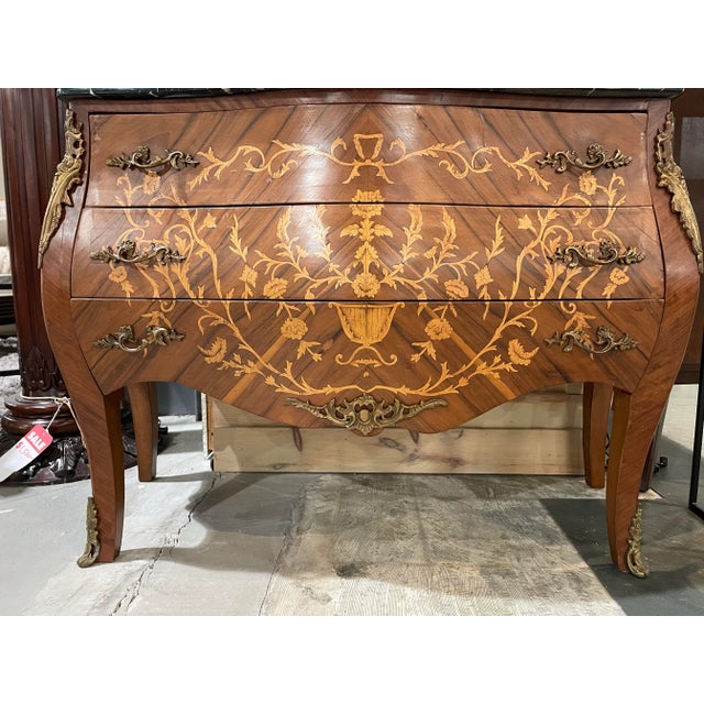 Late 20th Century Late 20th Century Marble Top Bombe Chest With Inlaid Floral Design For Sale - Image 5 of 11