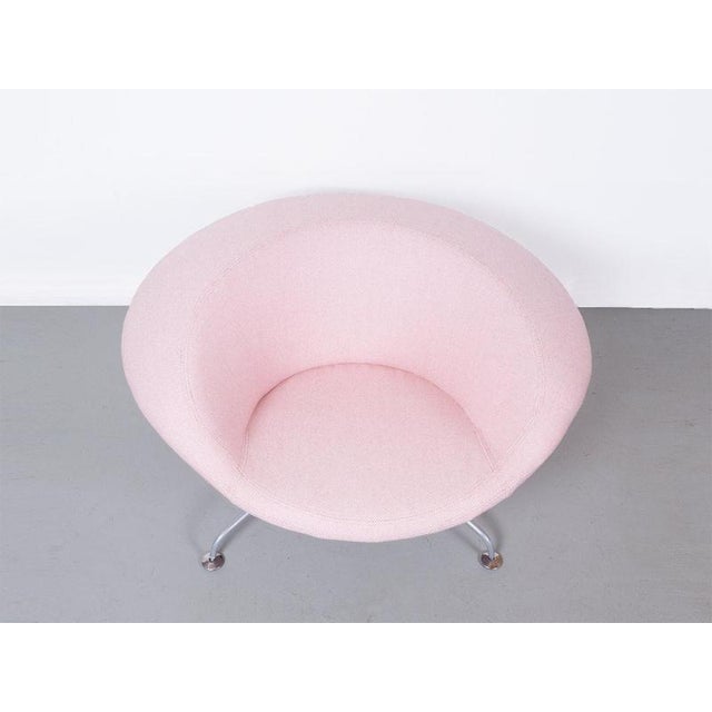 Artifort Kirk Chair by Rene Holten for Artifort For Sale - Image 4 of 9