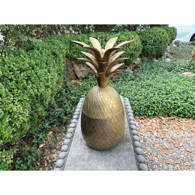 Brass 1960s Hollywood Regency Brass Pineapple Ice Bucket./Container For Sale - Image 8 of 11