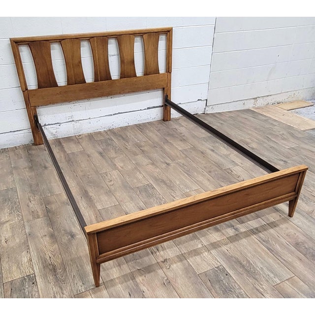 Vintage Full Size Mid Century Modern MCM Bed | Chairish