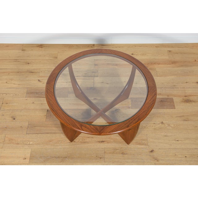 Brown Round Astro Coffee Table in Teak by Victor Wilkins for G-Plan, United Knigdom, 1960s For Sale - Image 8 of 12