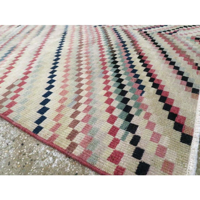 Galerie Shabab Collection Mid-20th Century Handmade Turkish Anatolian Gallery Rug For Sale - Image 9 of 10