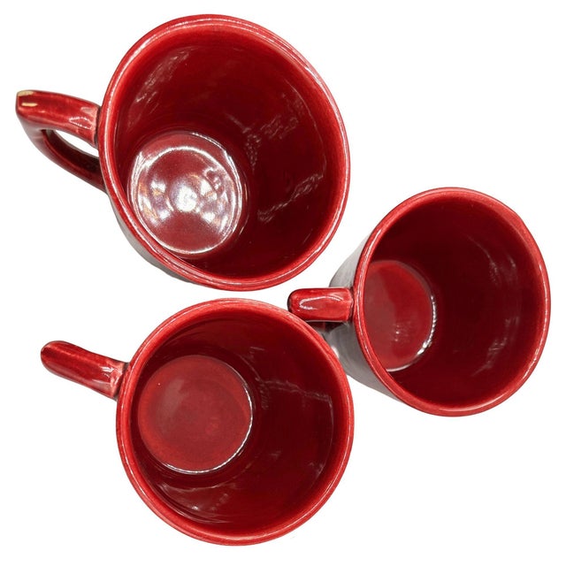 1950s Mid-Century Modern Burgundy "La Linda" Ceramic Coffee Mug W/ Saucer by Bauer, Set of 5 For Sale In Los Angeles - Image 6 of 7