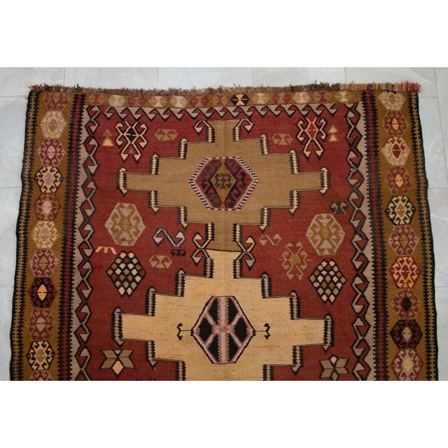 1970s Handwoven Turkish Kilim Rug Tribal Earth Tones Organic Wool Rug - 5′5″ X 12′1″ For Sale - Image 13 of 18