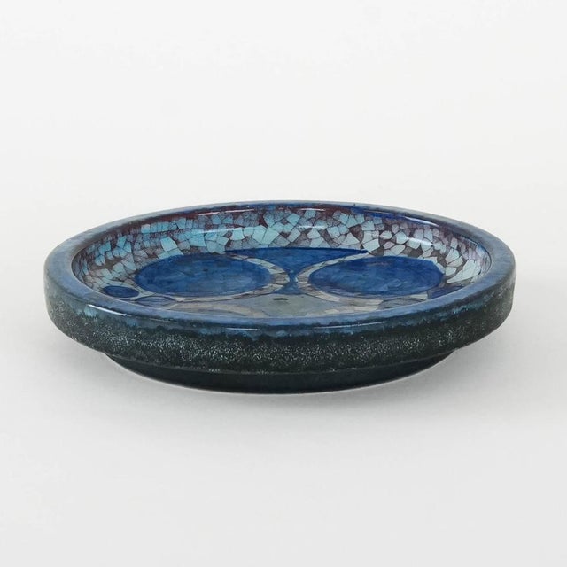 Plate designed by Marianne Starck for the renowned Danish manufacturer Michael Andersen & Søn (MA&S), 1960s. Glazed...