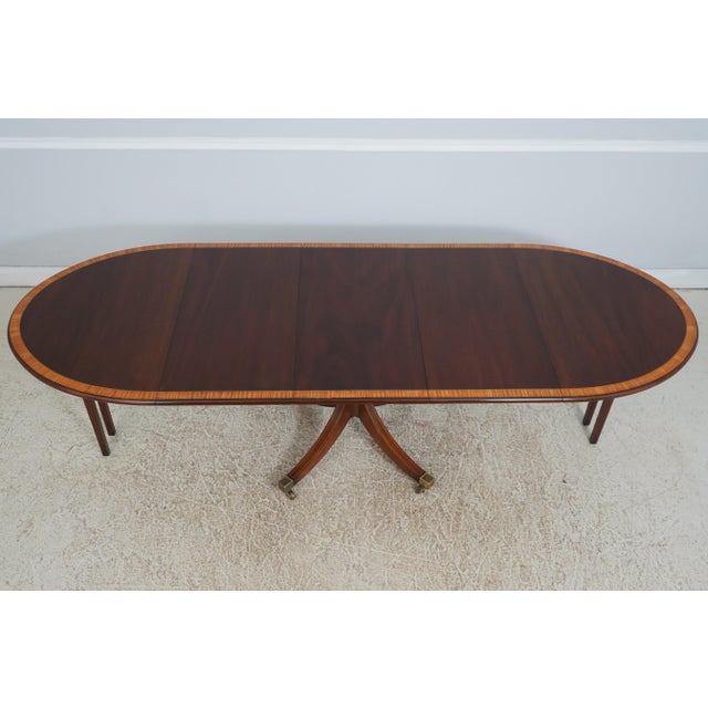 Georgian Style Oval Mahogany Inlaid Dining Table For Sale - Image 14 of 18