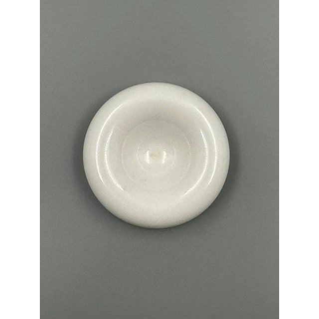 Postmodern Small Shell Ashtray in Carrara Marble from Up & Up, Italy, 1970s For Sale - Image 3 of 6