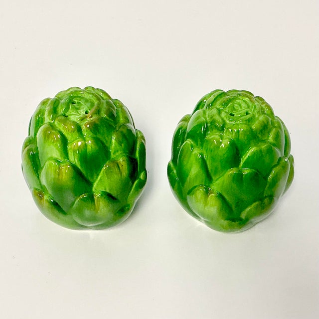 1980s 1980s Vintage Boho Chic Trompe L’Oeil Artichoke Salt & Pepper Shakers - A Pair. For Sale - Image 5 of 10