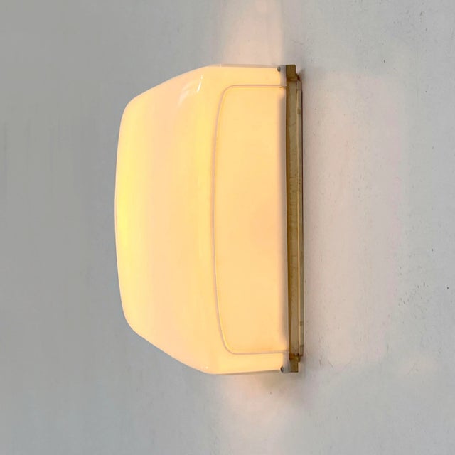 Mid-Century Modern White Cnosso Wall Lamp by Angelo Mangiarotti for Artemide, 1960s For Sale - Image 3 of 8