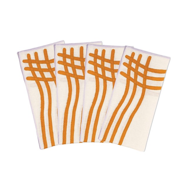 Linen napkins are one of the easiest ways to transform your tablescape, especially when they’re printed with this fresh...