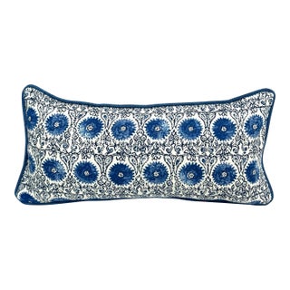 11.5” X 24” Duralee Riya Suzani Linen Cotton Blue & White Lumbar Pillow Cover For Sale