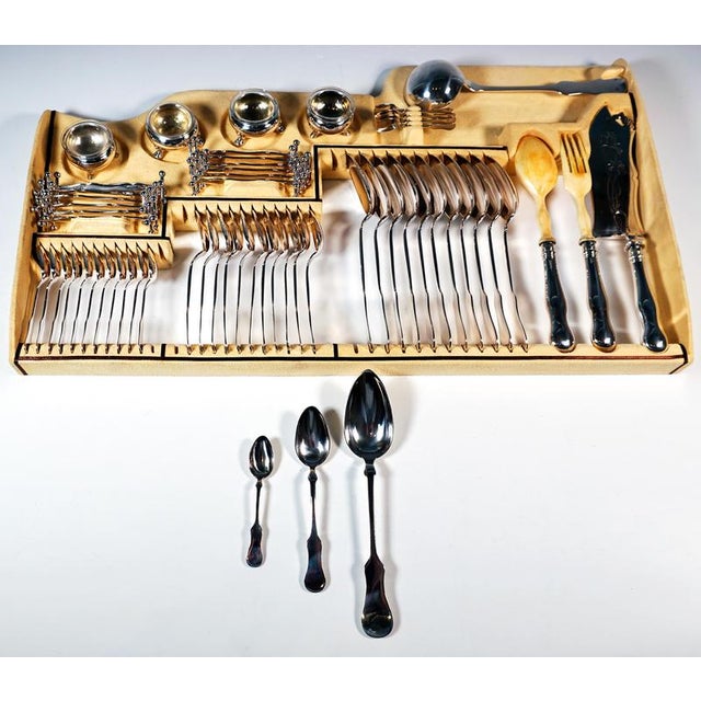 Metal Art Nouveau Silver Cutlery Set for 12 in Display Case, Austria-Hungary, 1890s, Set of 112 For Sale - Image 7 of 10