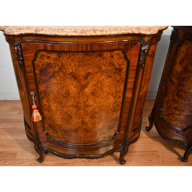 Late 19th Century 1890s Antique French Louis XV Burl Walnut Marble Top Pair of Cabinets Credenzas For Sale - Image 5 of 18