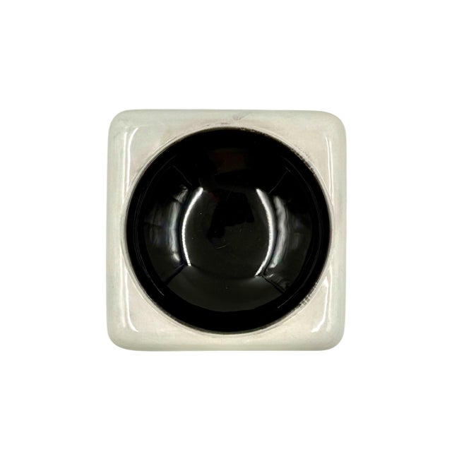 Space Age Black and White Ceramic Ashtray / Vide Poche, Italy 1970s For Sale - Image 6 of 12