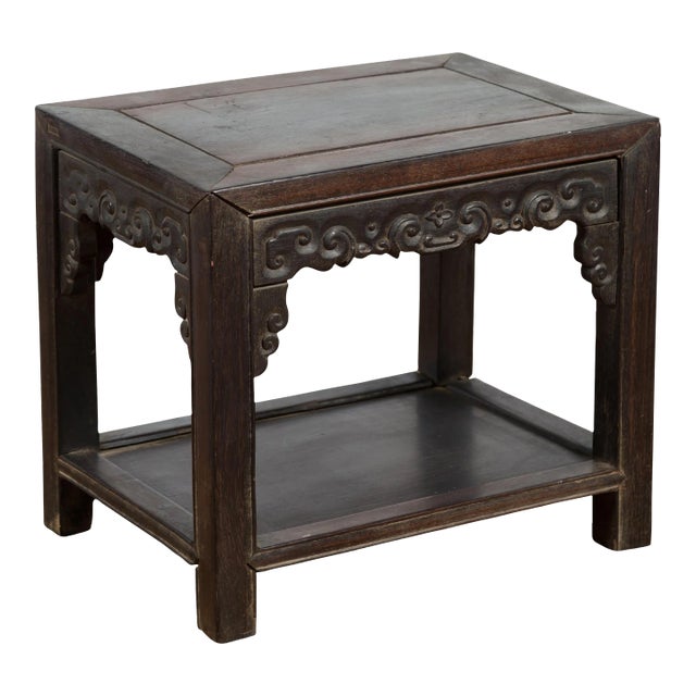 Chinese Late Qing Dynasty 1900s Stool with Cloud-Carved Apron and Lower Shelf For Sale