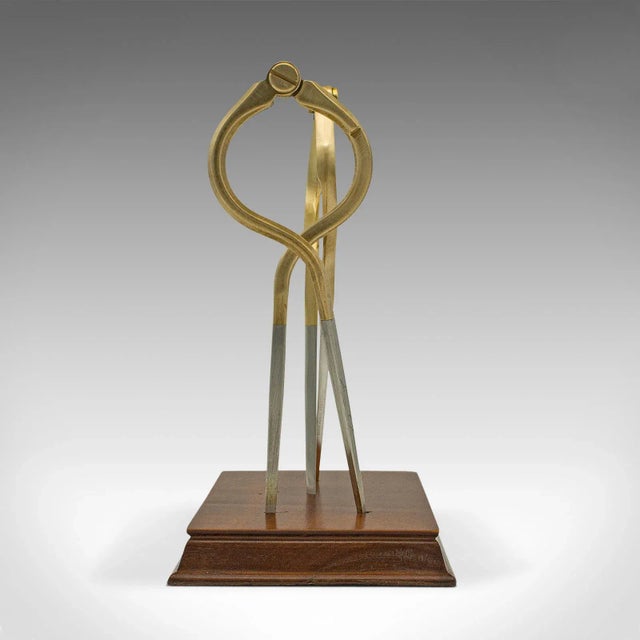 English 1970s Vintage Brass Captain's Dividers Display Ornament For Sale - Image 3 of 10