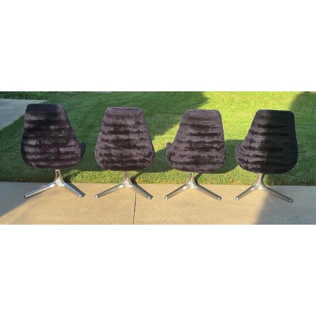 Vladimir Kagan 1960s Vladimir Kagan Sculpta Swivel Unicorn Chairs by Chromcraft Star Trek - Set of 4 For Sale - Image 4 of 12