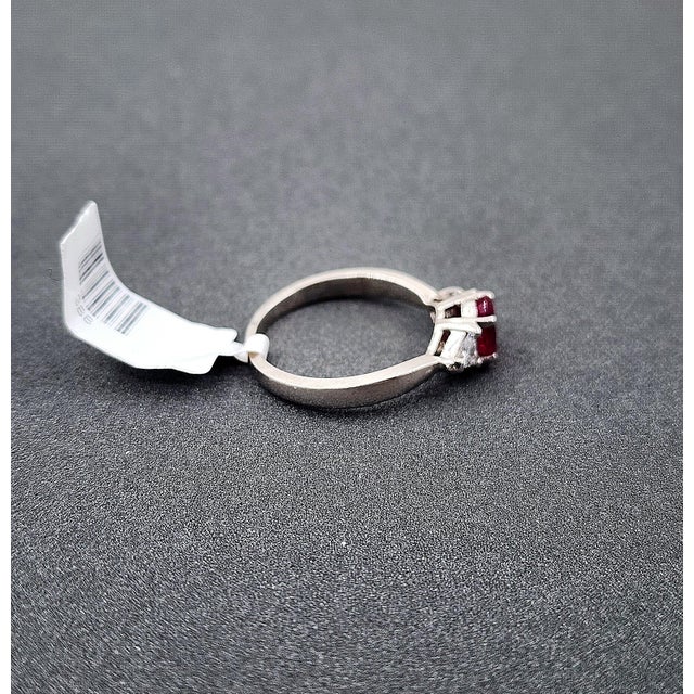 Metal 0.87 Ct Ruby & Diamond Ring Size 7 For Sale - Image 7 of 9