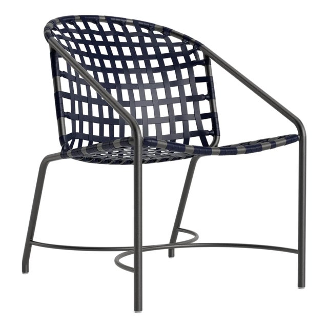 Brown Jordan Kantan Aluminum Vinyl Arm Chair, Textured Pewter frame with Marine fabric For Sale