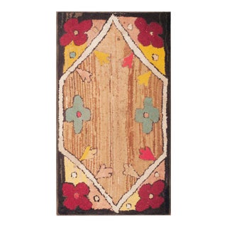 1920s Tan Camel Floral Folk Art Antique American Hooked Rug 1'10" X 3'3" Handknotted Wool Carpet For Sale