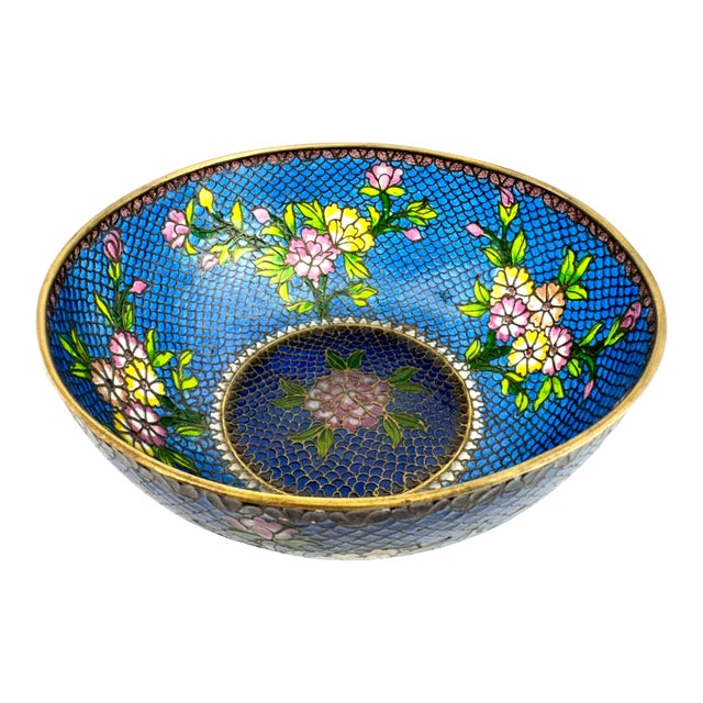 Vintage Chinese Cloisonné Bowl With Floral Motif and Imperial Blue Ground For Sale