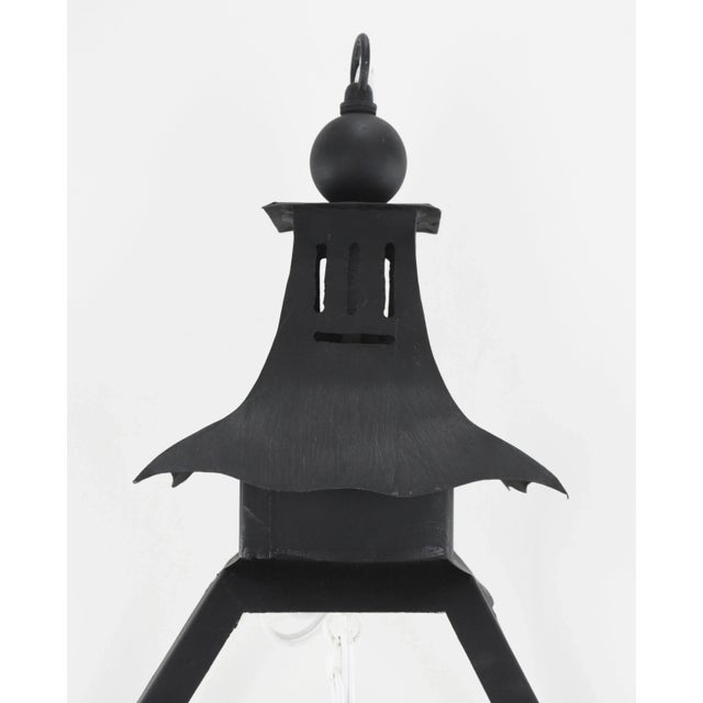 Vintage Regency-Style Porch Chandelier For Sale In New York - Image 6 of 9