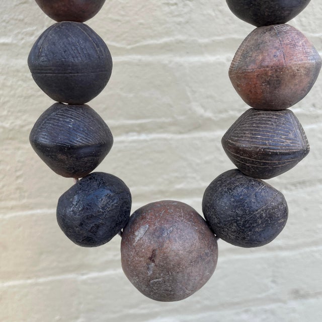 Vintage Malinese Wood and Clay Beads For Sale In New York - Image 6 of 6
