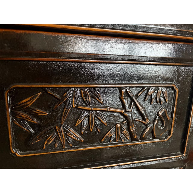 Vintage Chinese Chinoiserie Black Lacquer Wine & Bar Cabinet For Sale In New York - Image 6 of 11